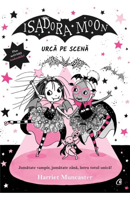 ISADORA MOON URCA PE SCENA CV