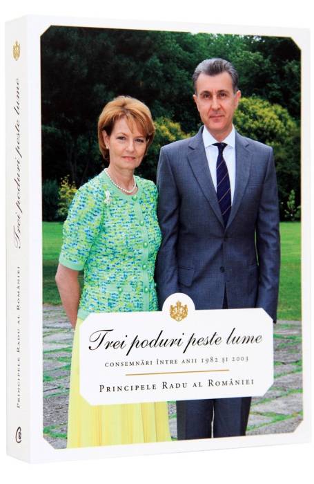 TREI PODURI PESTE LUME